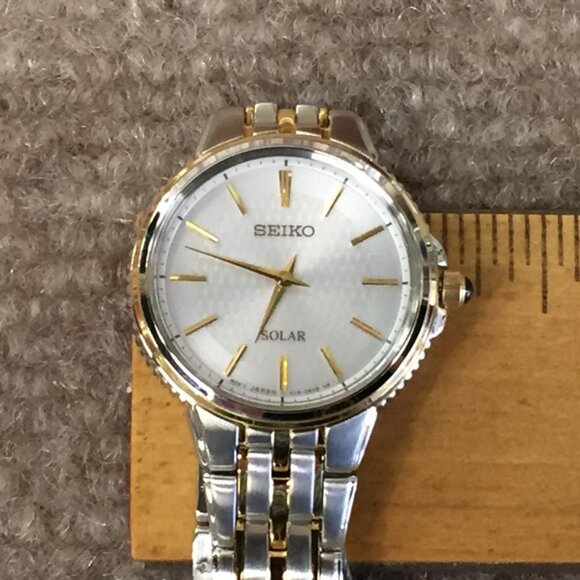 Seiko Women's Solar Watch SUP394 - Picture 7 of 7